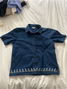 Vintage Juli Indigo Denim Short Sleeve Button Up Floral Shirt
